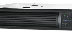 UPS APC Smart 1000VA 700W line interactive monofase LCD RACK - APC SMT1000RMI2U